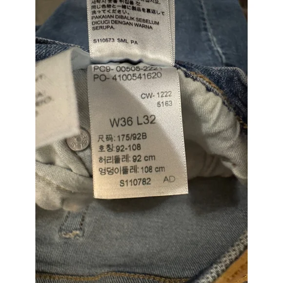 Levi's Men's 505 Medium Wash Jeans W36 L32 Faded Distressed - Picture 7 of 7